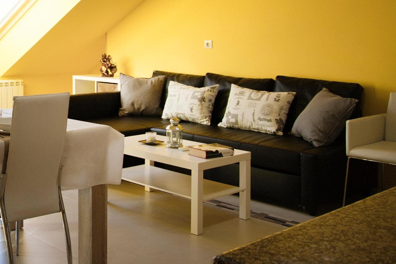 Dp Atico Deluxe Apartment Sarria